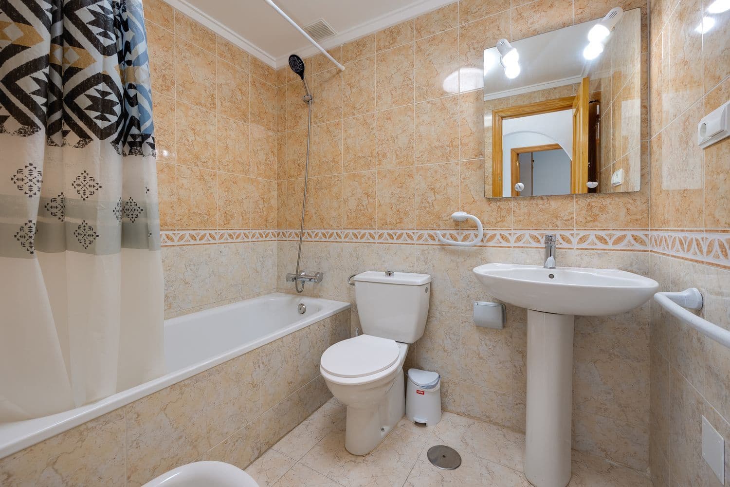 3 bedroom Apartment for sale in Aguas Nuevas with pool garage - € 160,000 (Ref: 9624226)