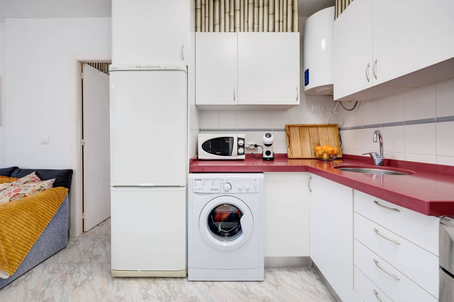 1 soveværelse Byhus til salg i Torrevieja med swimmingpool garage - € 118.000 (Ref: 9636216)