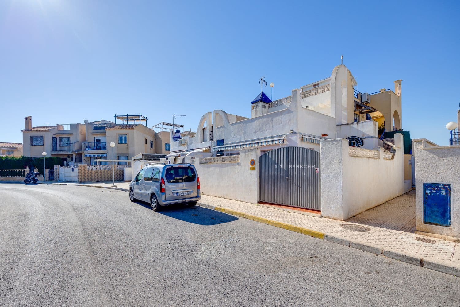 1 soveværelse Byhus til salg i Torrevieja med swimmingpool garage - € 118.000 (Ref: 9636216)
