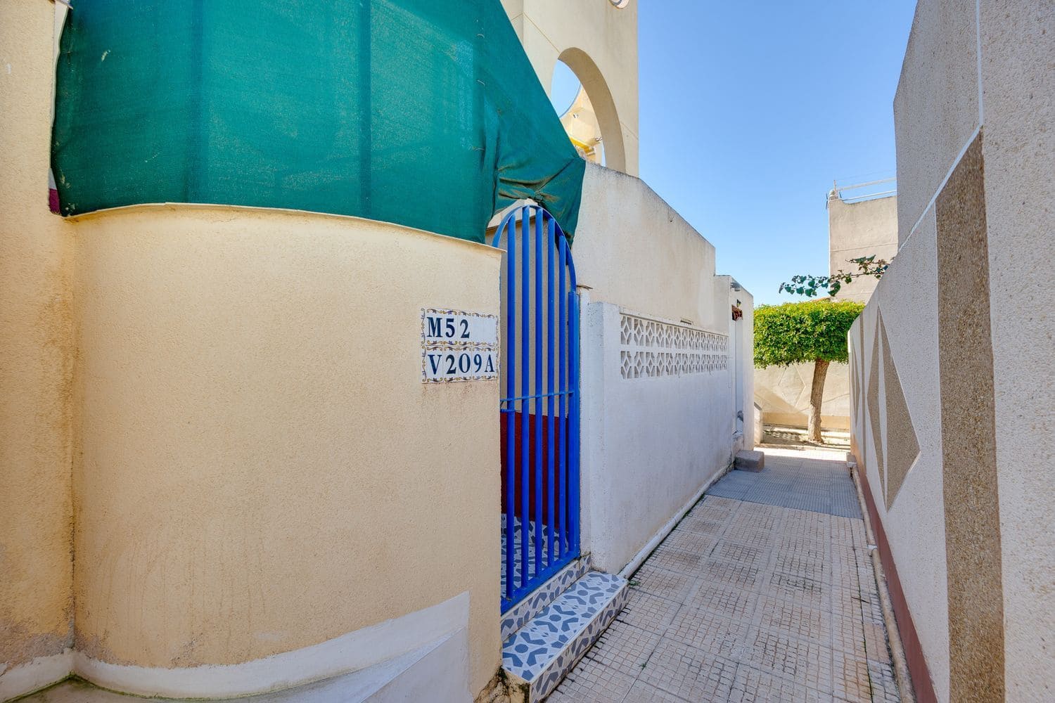 1 soveværelse Byhus til salg i Torrevieja med swimmingpool garage - € 118.000 (Ref: 9636216)