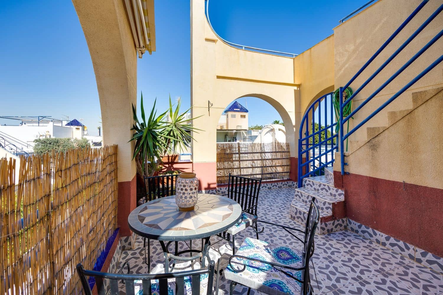 1 soveværelse Byhus til salg i Torrevieja med swimmingpool garage - € 118.000 (Ref: 9636216)