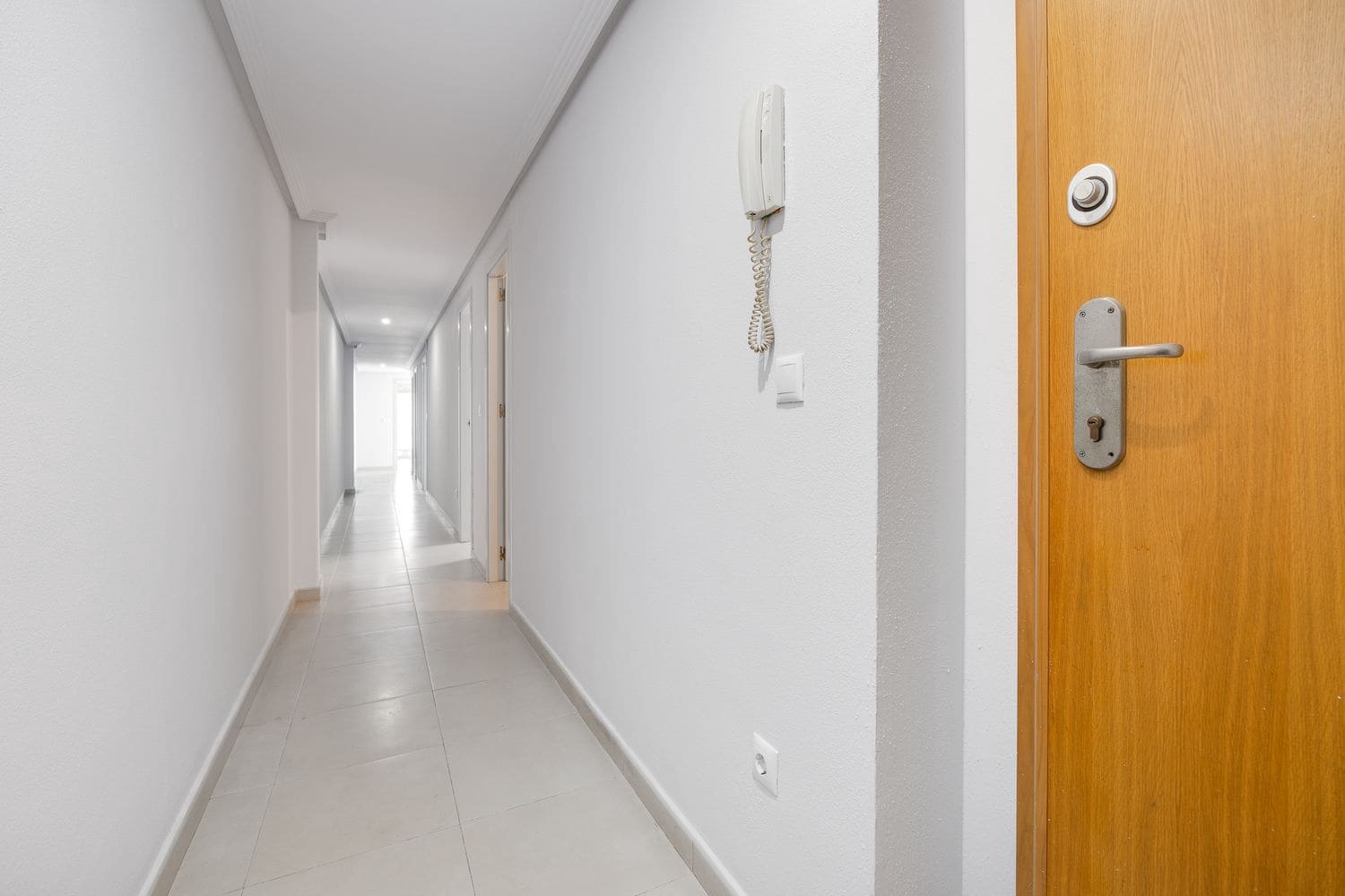 3 Zimmer Apartment zu verkaufen in Torrevieja mit Garage - 170.000 € (Ref: 9638951)