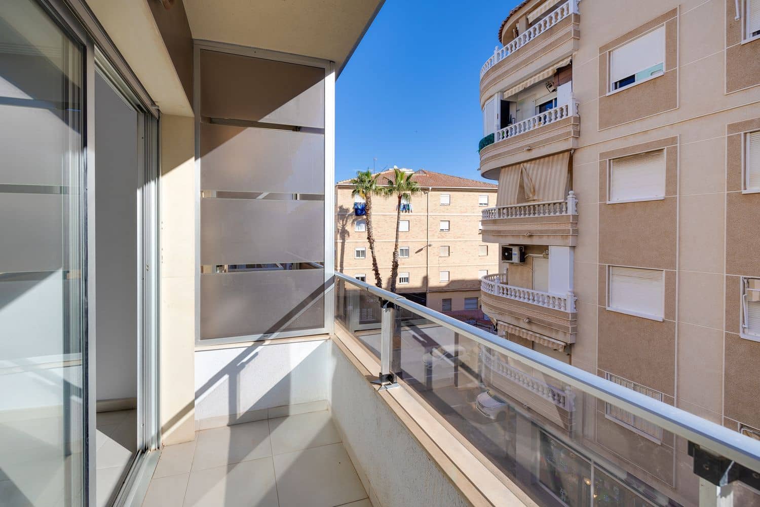 3 Zimmer Apartment zu verkaufen in Torrevieja mit Garage - 170.000 € (Ref: 9638951)