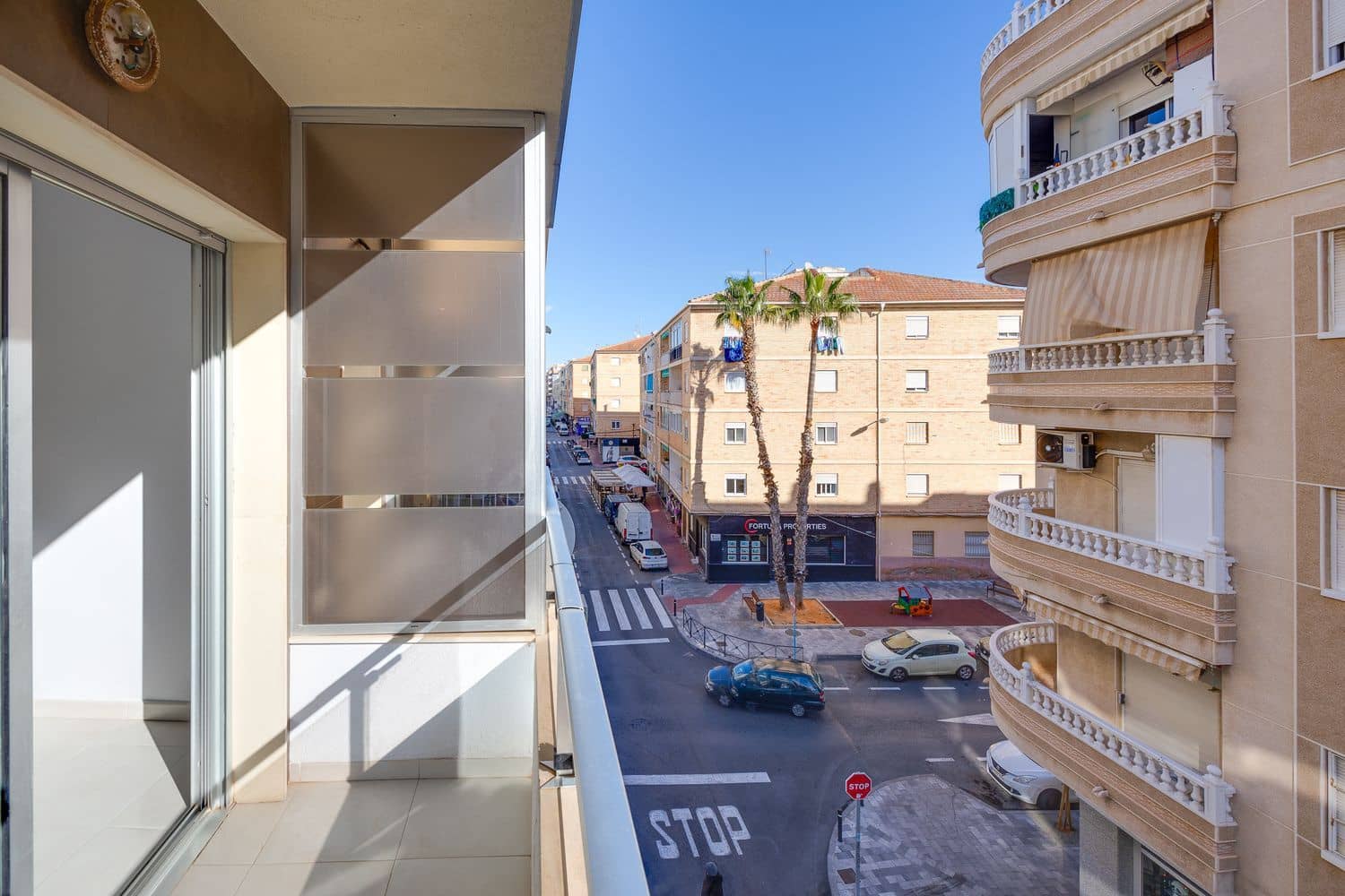 3 Zimmer Apartment zu verkaufen in Torrevieja mit Garage - 170.000 € (Ref: 9638951)