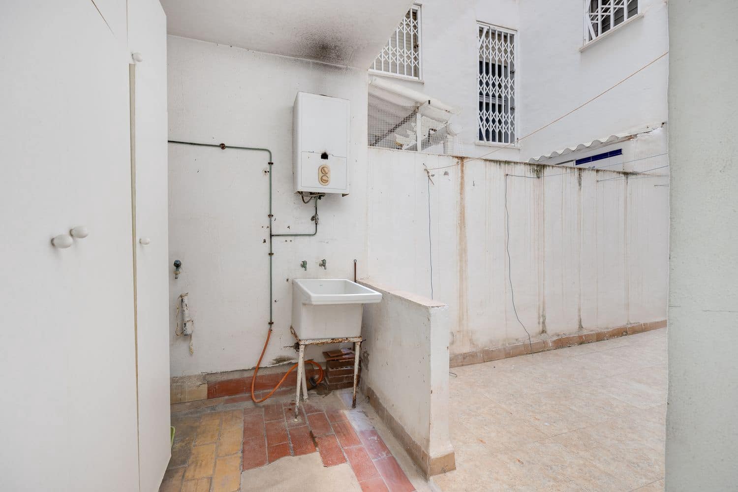 3 Zimmer Apartment zu verkaufen in Torrevieja mit Garage - 290.000 € (Ref: 9647701)