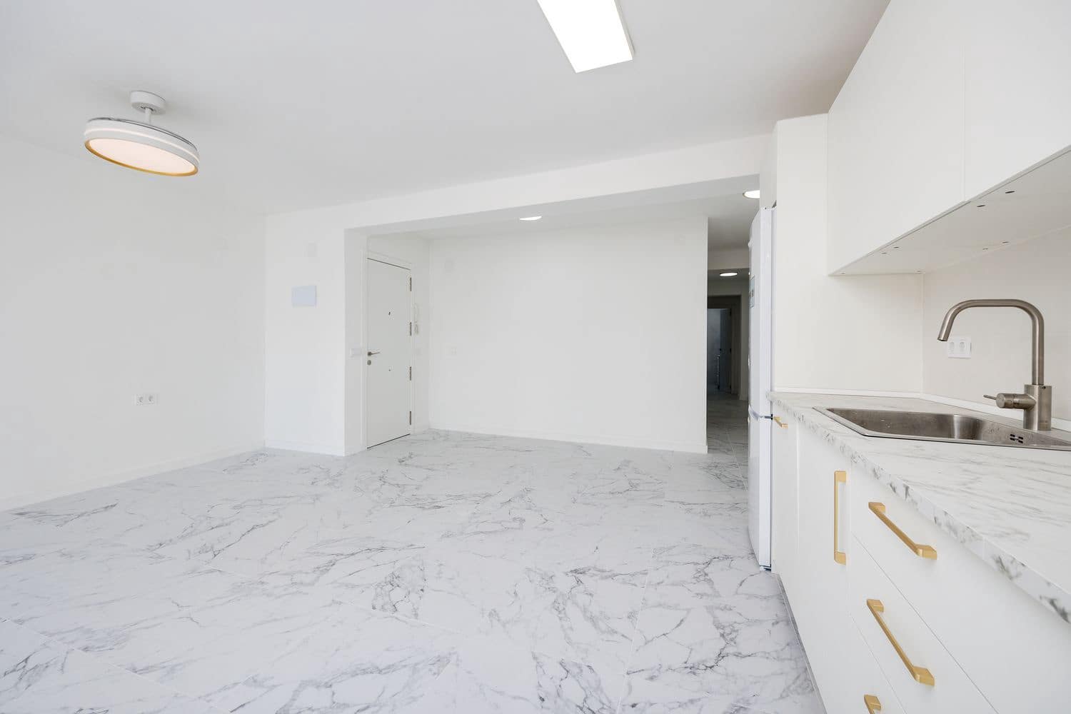 Apartamento de 3 habitaciones en Torrevieja en venta con garaje - 175.000 € (Ref: 9673724)