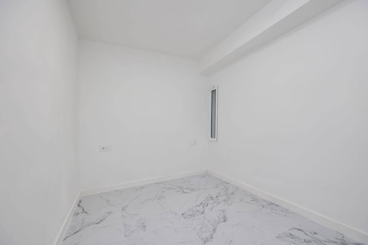 Apartamento de 3 habitaciones en Torrevieja en venta con garaje - 175.000 € (Ref: 9673724)