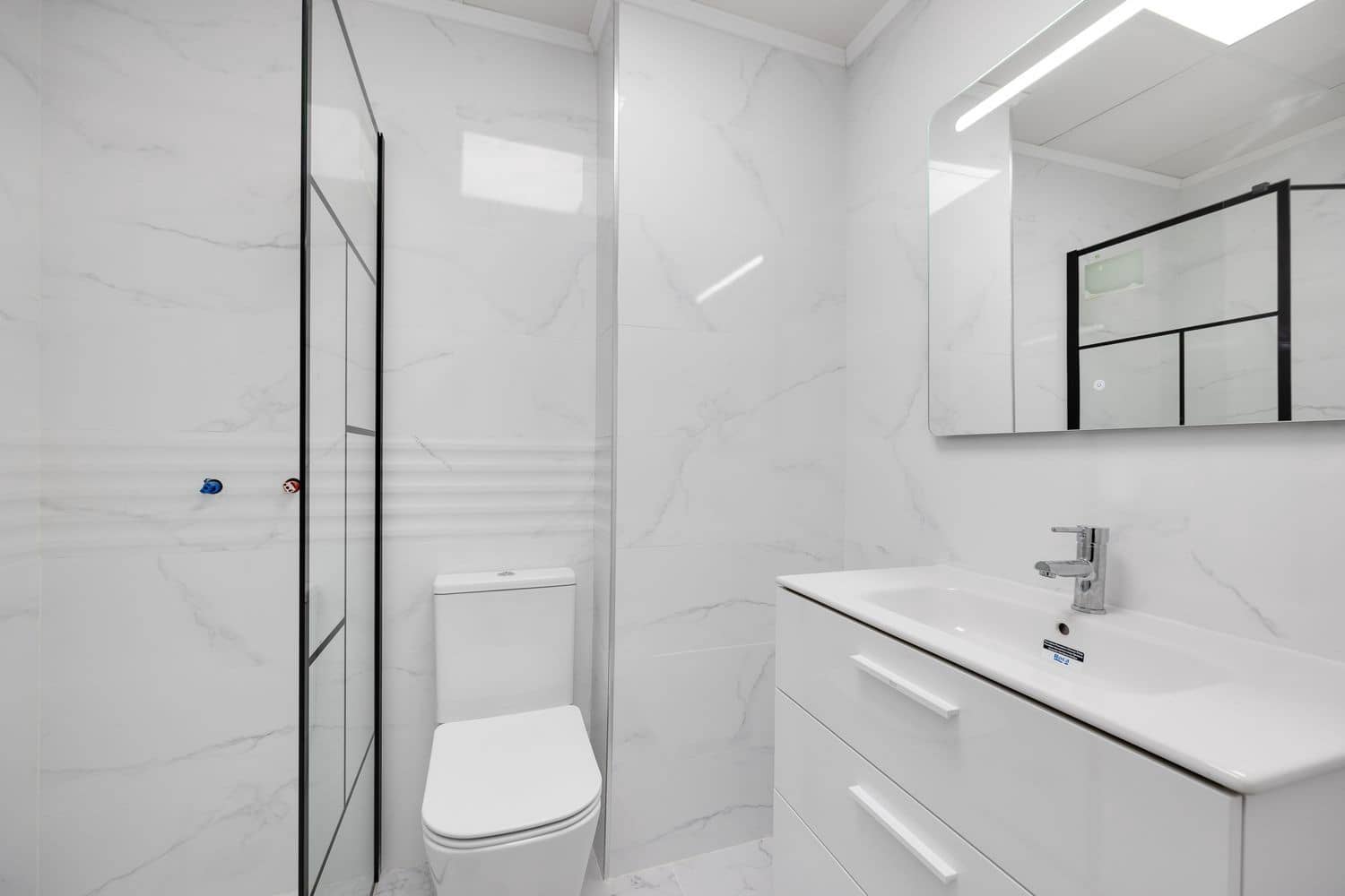 Apartamento de 3 habitaciones en Torrevieja en venta con garaje - 175.000 € (Ref: 9673724)