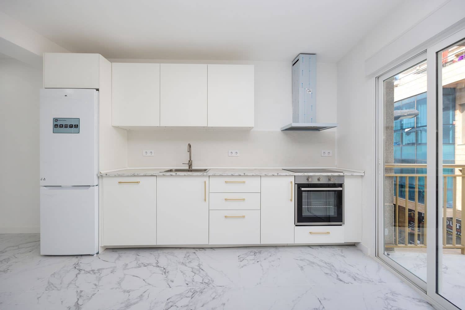 Apartamento de 3 habitaciones en Torrevieja en venta con garaje - 175.000 € (Ref: 9673724)