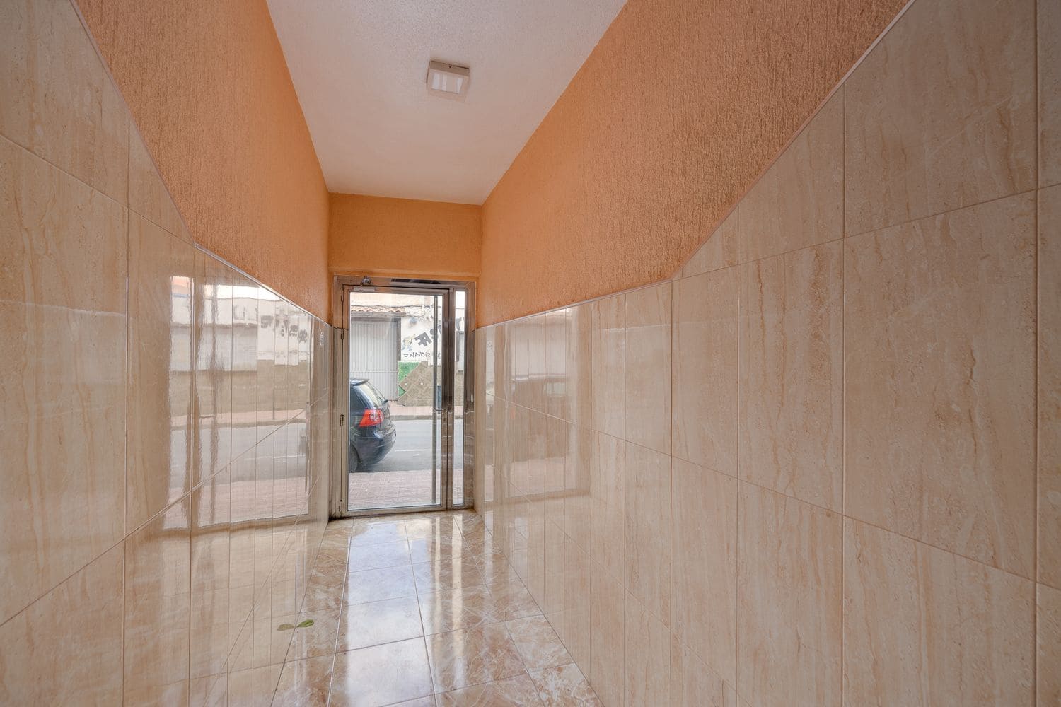 Apartamento de 3 habitaciones en Torrevieja en venta con garaje - 175.000 € (Ref: 9673724)