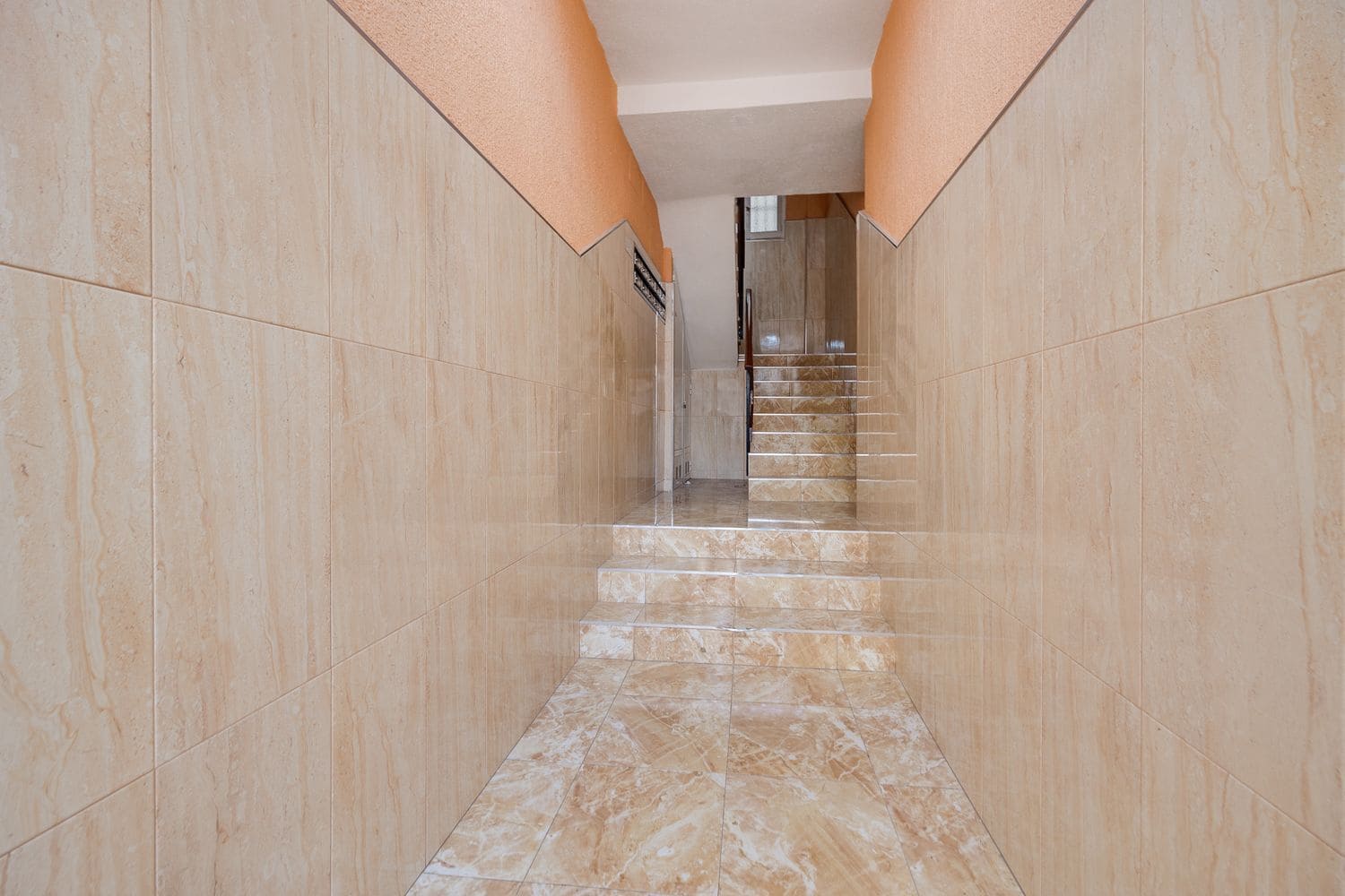 Apartamento de 3 habitaciones en Torrevieja en venta con garaje - 175.000 € (Ref: 9673724)