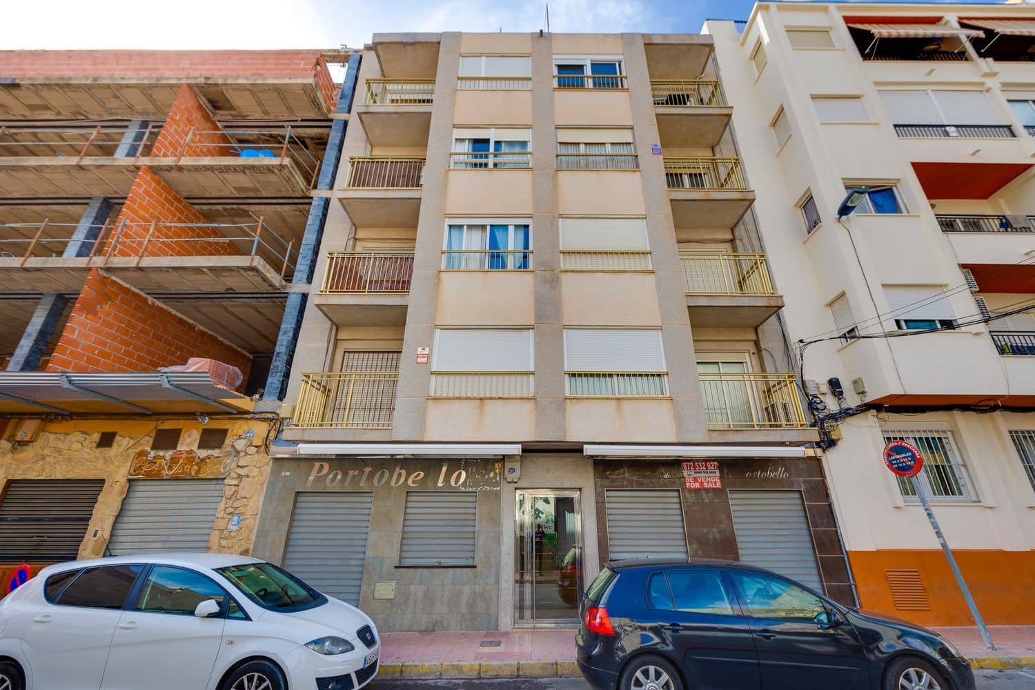 Apartamento de 3 habitaciones en Torrevieja en venta con garaje - 175.000 € (Ref: 9673724)