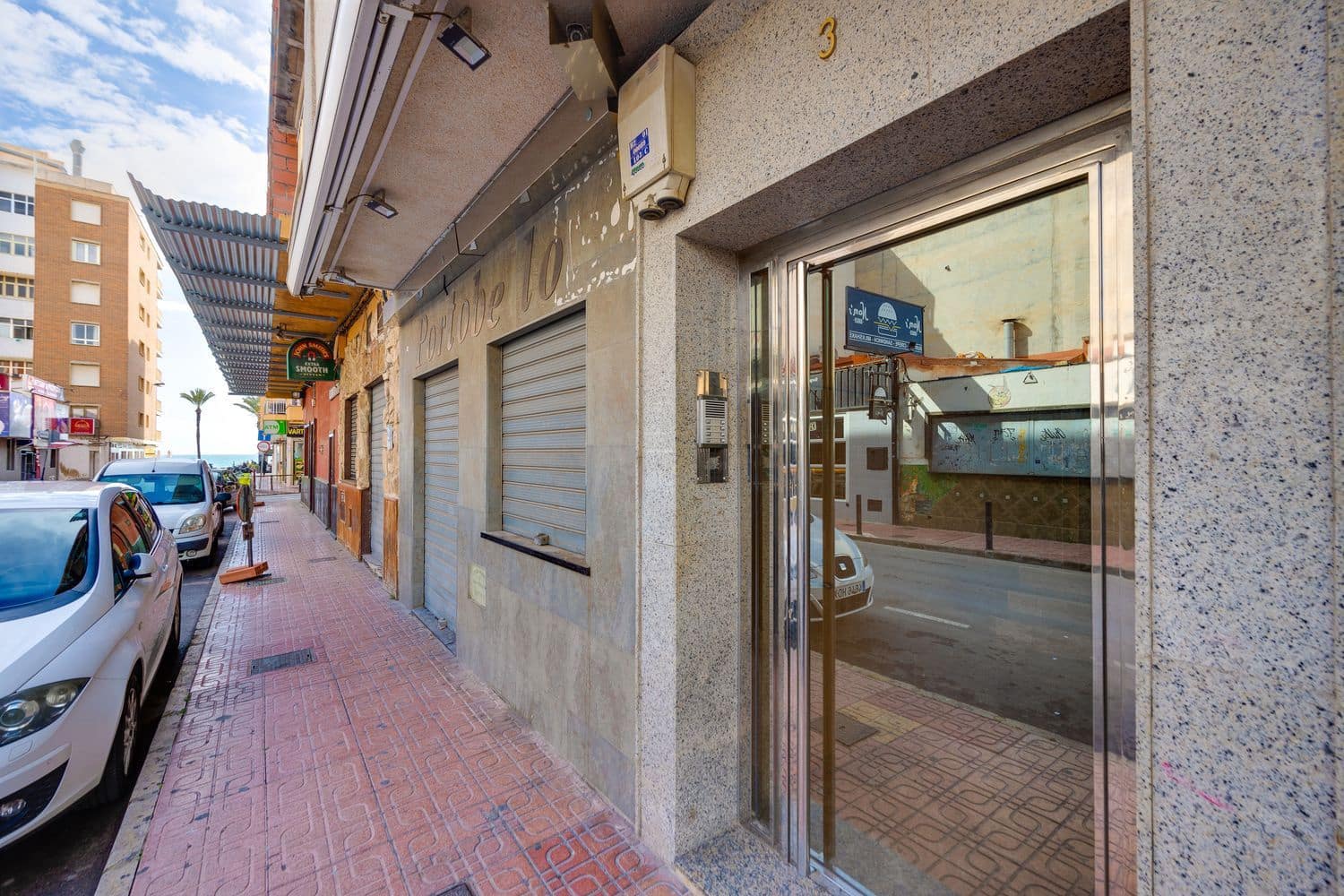 Apartamento de 3 habitaciones en Torrevieja en venta con garaje - 175.000 € (Ref: 9673724)