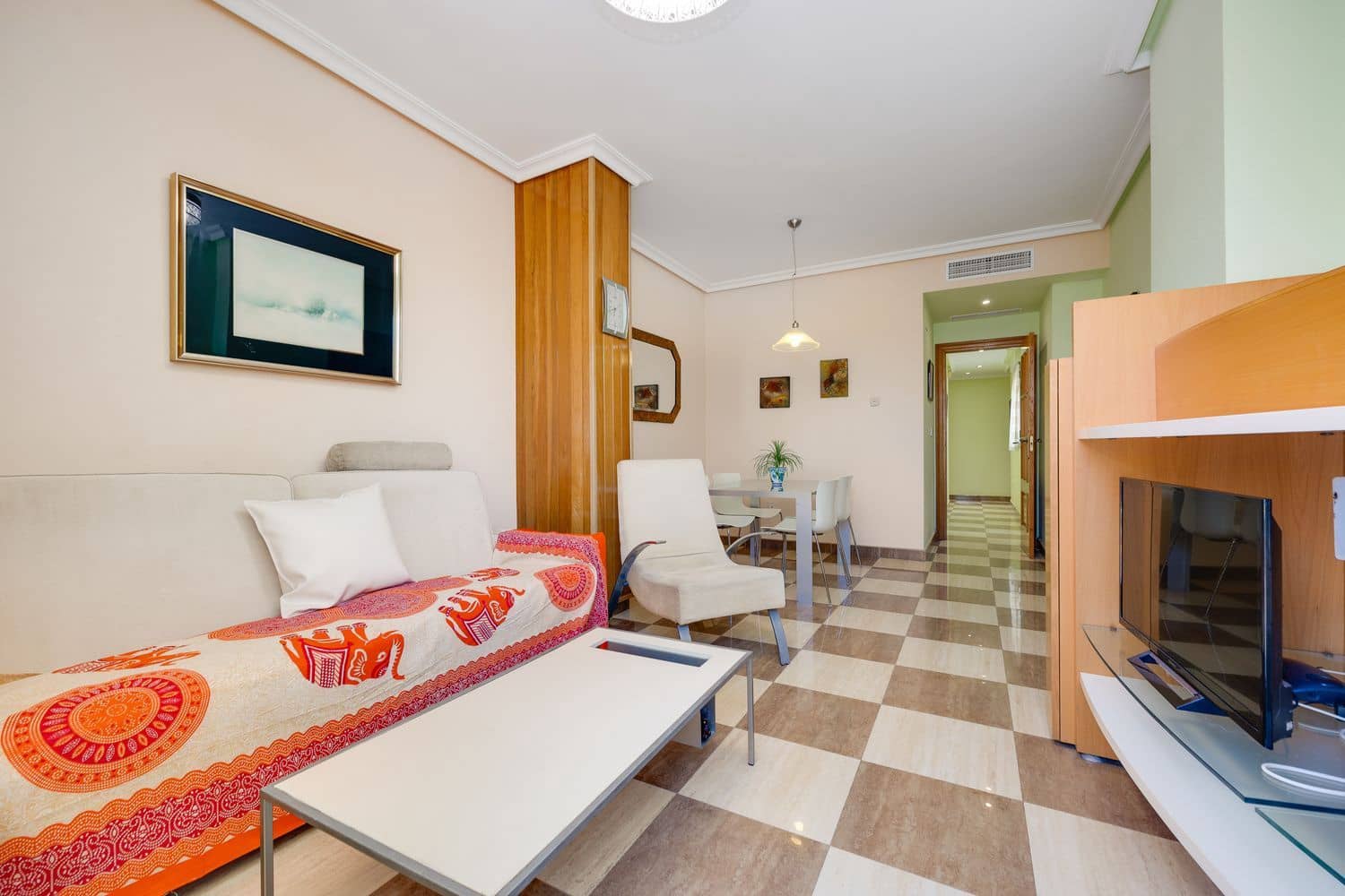 2 sovrum Lägenhet till salu i Torrevieja med garage - 235 000 € (Ref: 9673725)