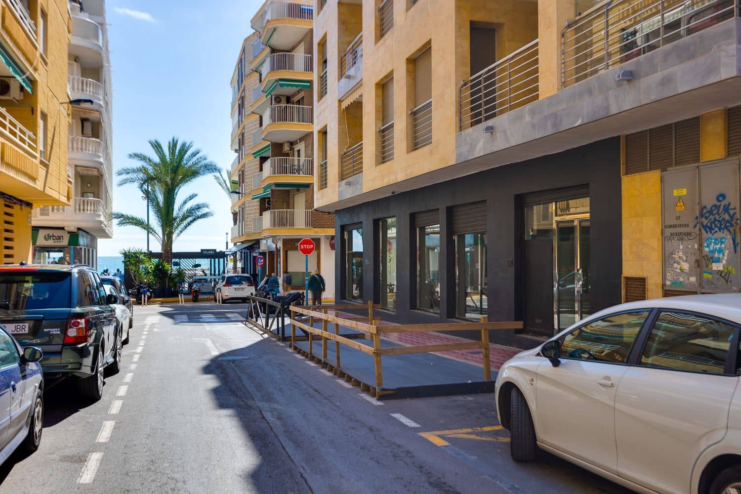 2 sovrum Lägenhet till salu i Torrevieja med garage - 235 000 € (Ref: 9673725)