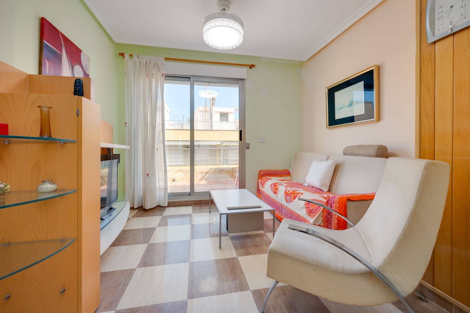 2 sovrum Lägenhet till salu i Torrevieja med garage - 235 000 € (Ref: 9673725)