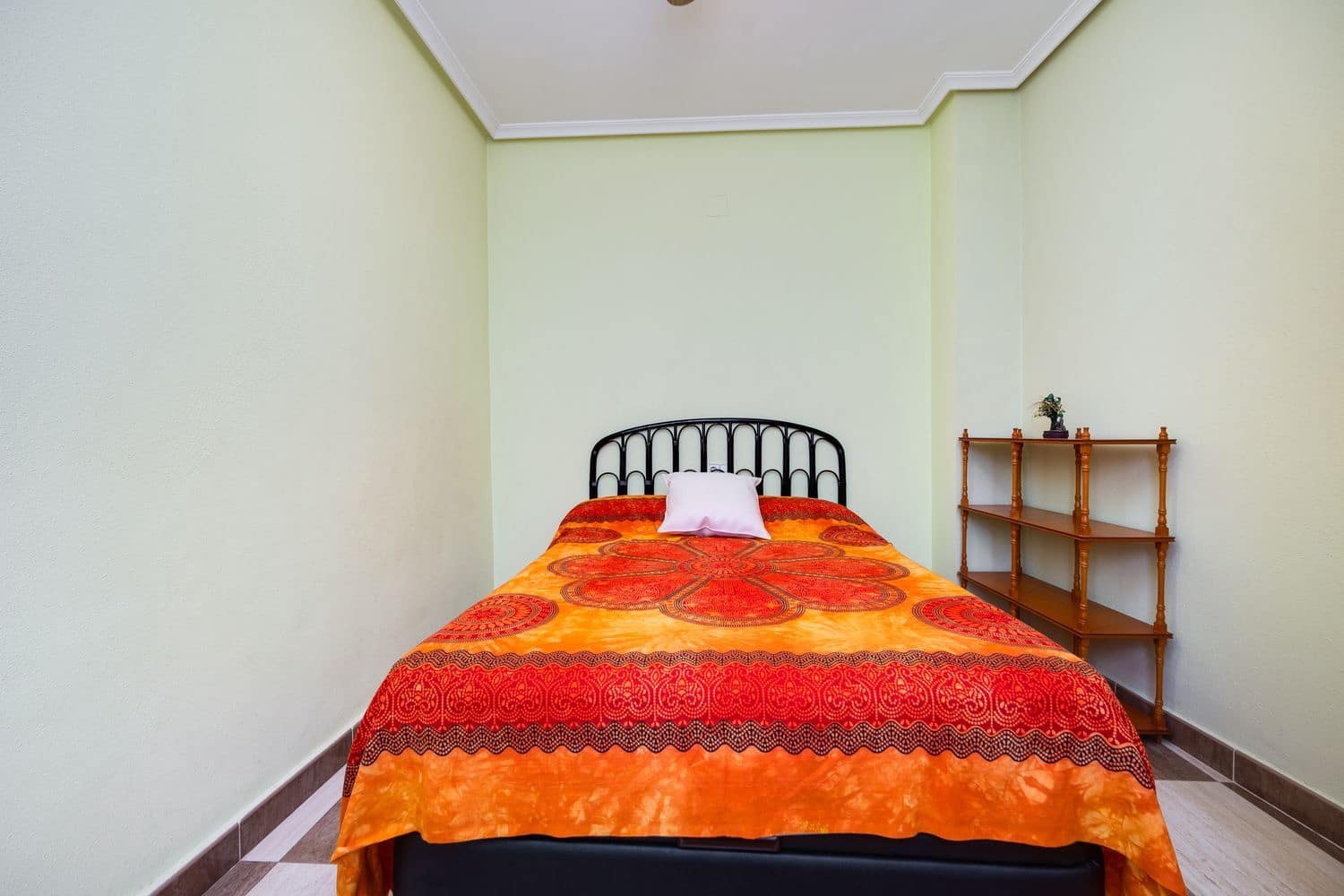 2 sovrum Lägenhet till salu i Torrevieja med garage - 235 000 € (Ref: 9673725)