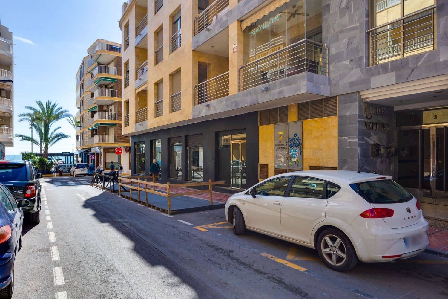 2 sovrum Lägenhet till salu i Torrevieja med garage - 235 000 € (Ref: 9673725)