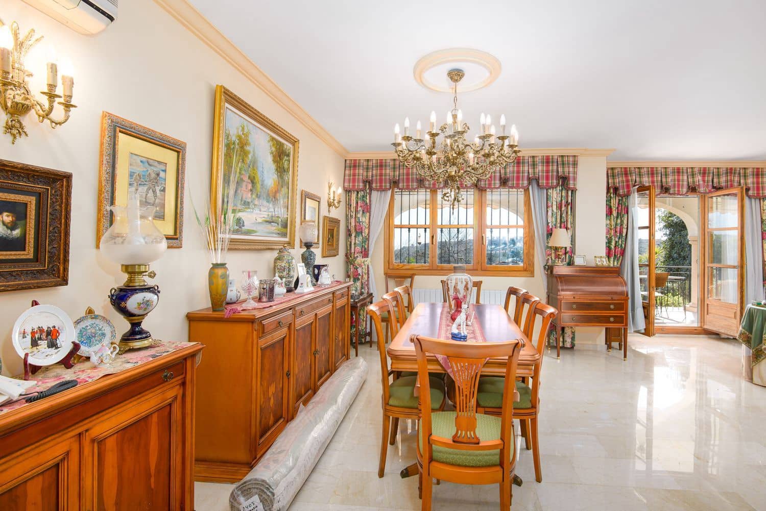 7 soveværelse Villa til salg i Muchamiel / Mutxamel med swimmingpool garage - € 630.000 (Ref: 9685915)