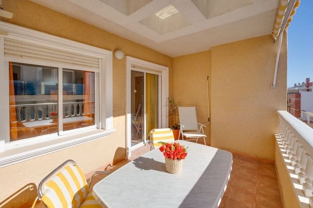 2 quarto Apartamento para venda em Las Piscinas Naturales, Torrevieja com garagem - 159 000 € (Ref: 9694706)