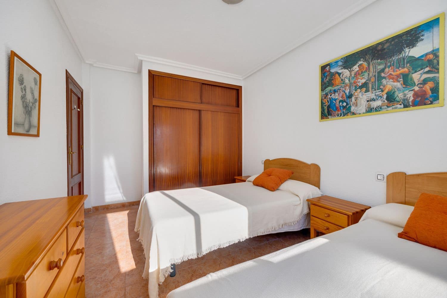 2 quarto Apartamento para venda em Torrevieja com garagem - 159 000 € (Ref: 9694706)