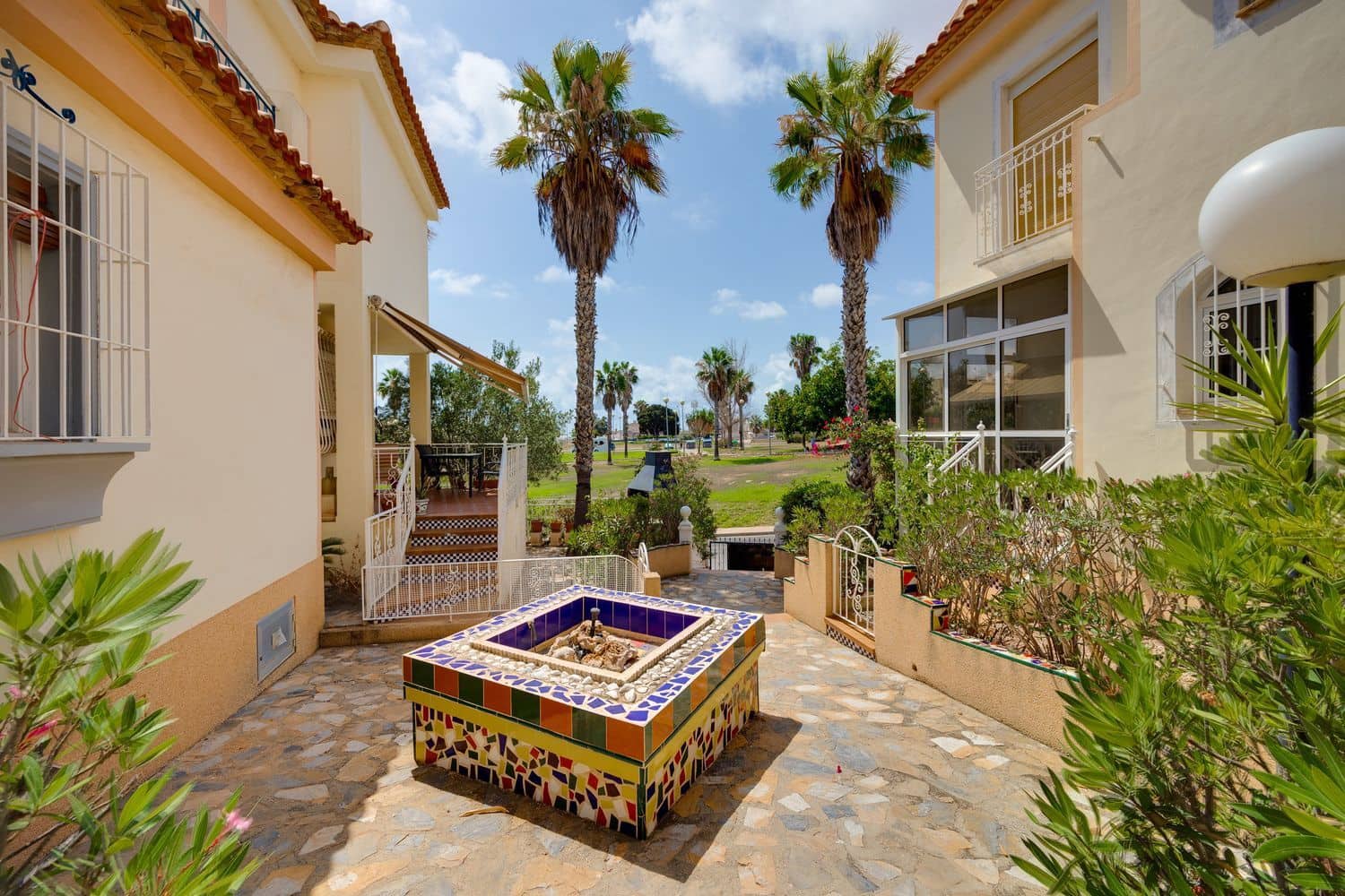 Appartement à vendre à Torrevieja avec piscine garage - 105 000 € (Ref: 9700362)