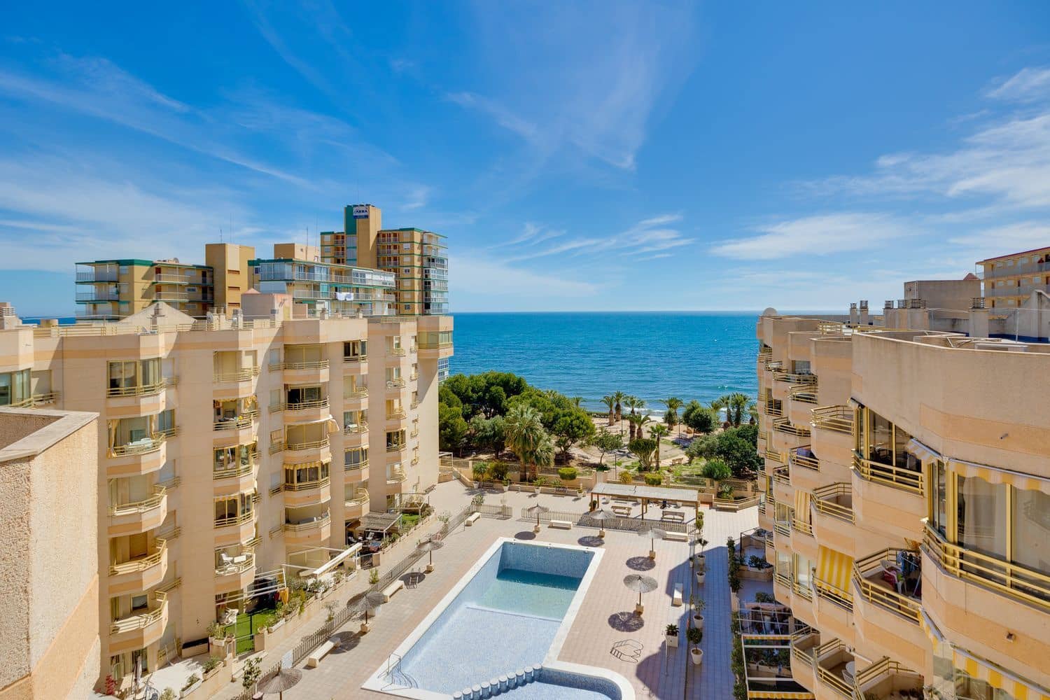 1 soveværelse Lejlighed til salg i Playa de Muchavista med swimmingpool garage - € 289.000 (Ref: 9700363)