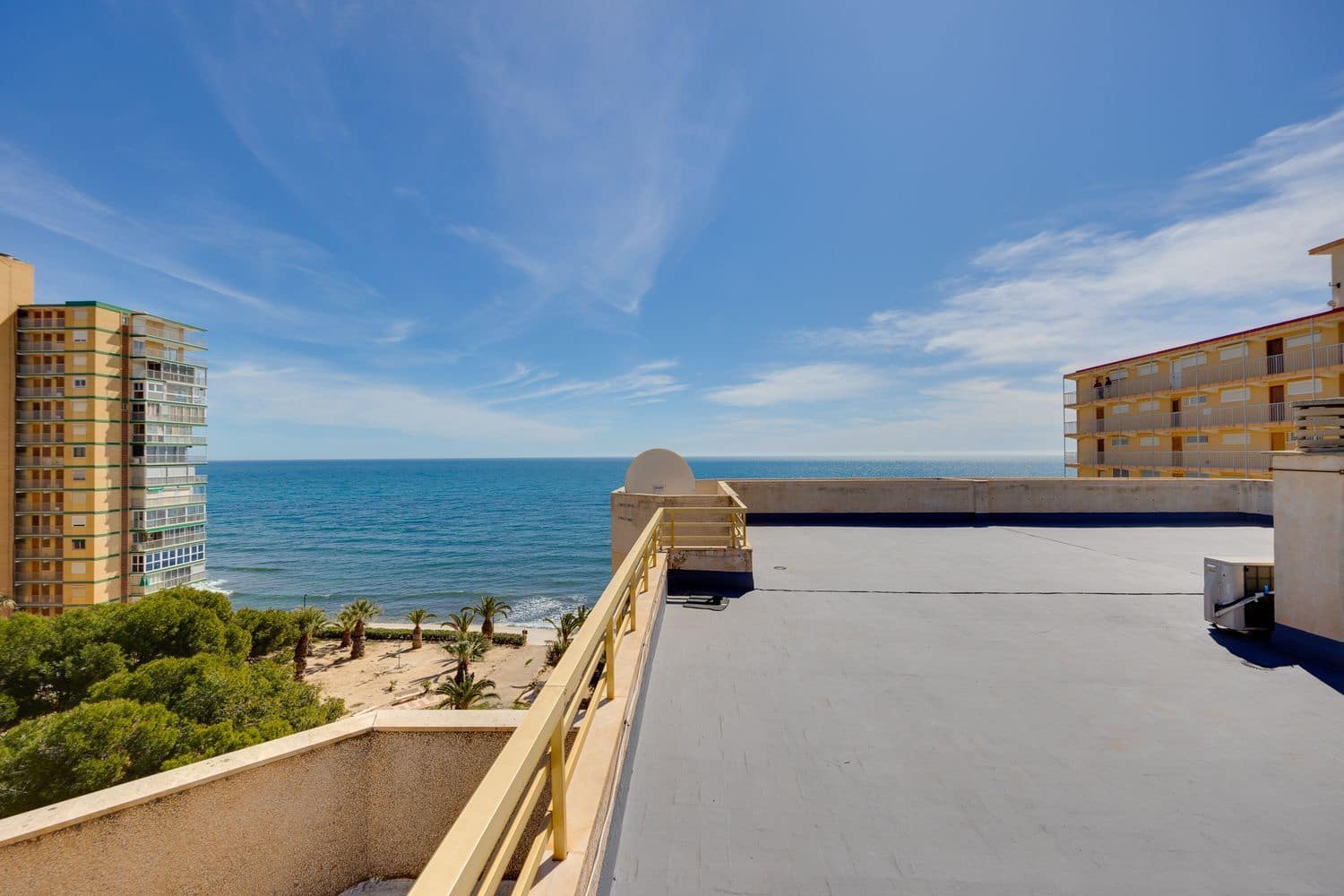 1 soveværelse Lejlighed til salg i Playa de Muchavista med swimmingpool garage - € 289.000 (Ref: 9700363)
