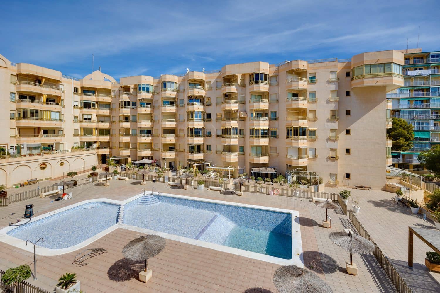 1 soveværelse Lejlighed til salg i Playa de Muchavista med swimmingpool garage - € 289.000 (Ref: 9700363)