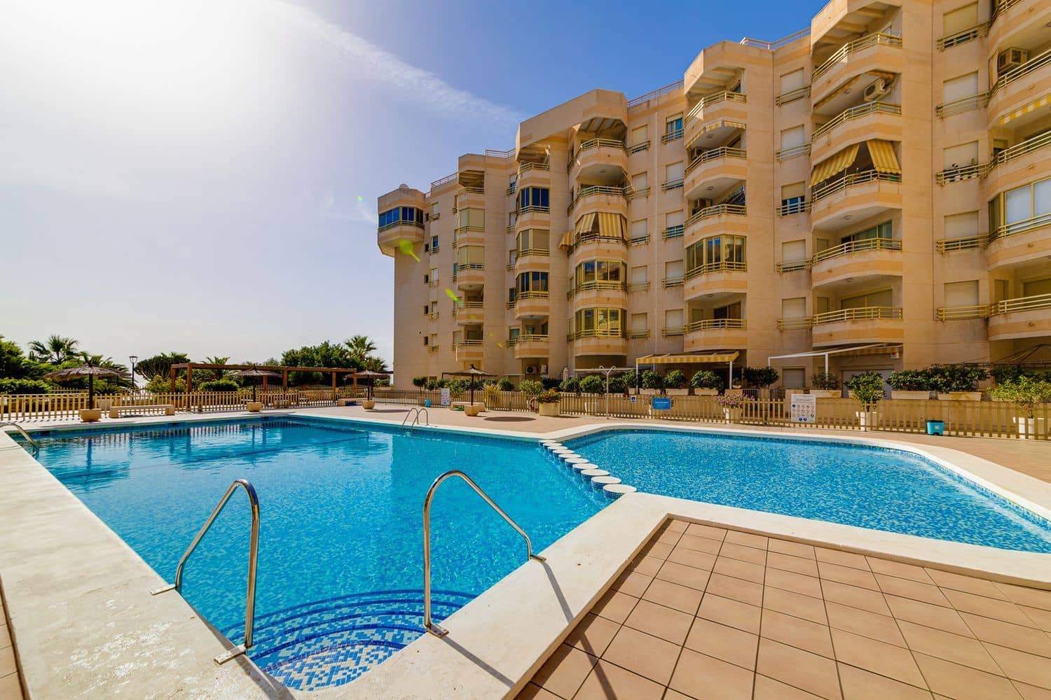 1 soveværelse Lejlighed til salg i Playa de Muchavista med swimmingpool garage - € 289.000 (Ref: 9700363)