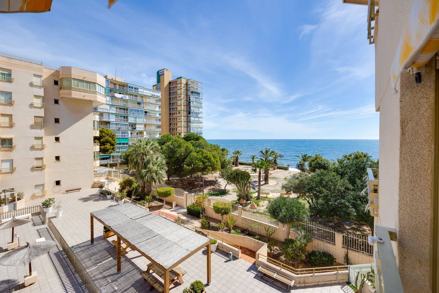 1 soveværelse Lejlighed til salg i Playa de Muchavista med swimmingpool garage - € 289.000 (Ref: 9700363)