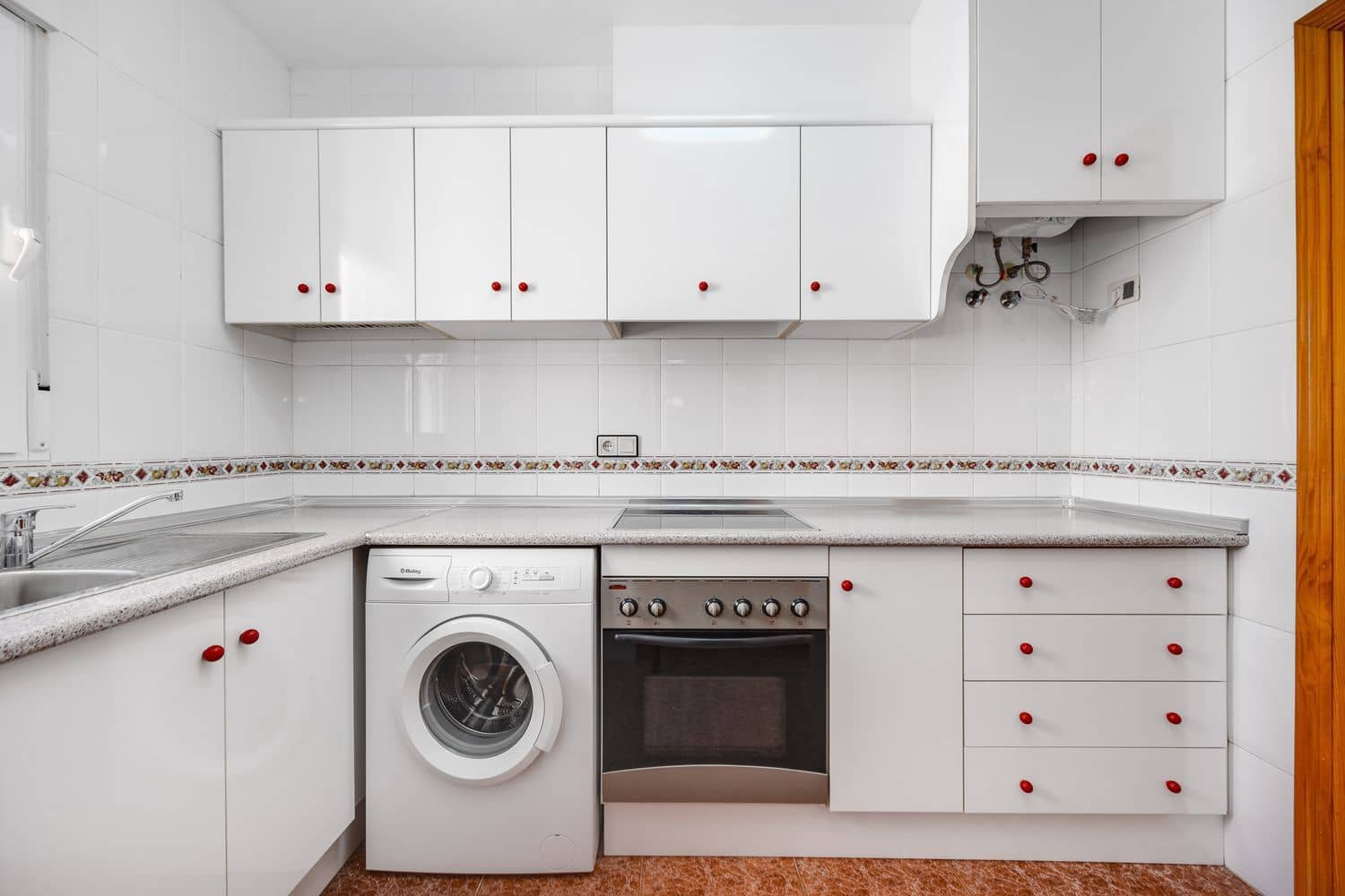 3 sypialnia Dom na sprzedaż w Torrevieja z basenem garażem - 215 000 € (Ref: 9709487)