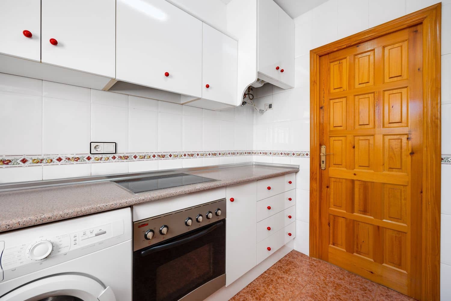 3 sypialnia Dom na sprzedaż w Torrevieja z basenem garażem - 215 000 € (Ref: 9709487)