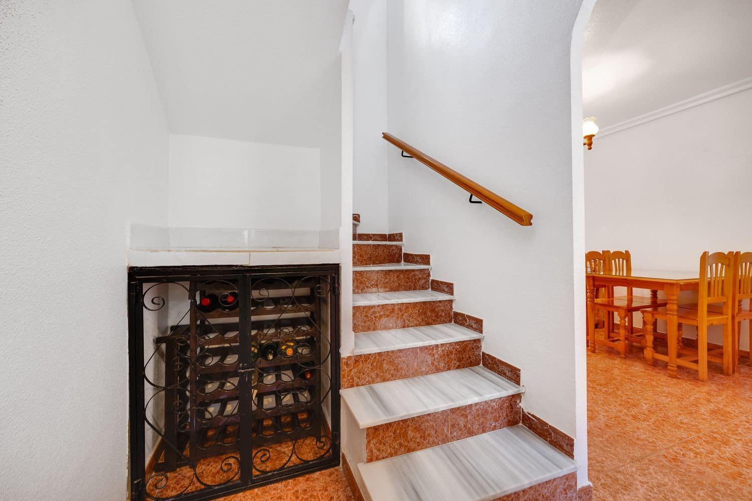 3 sypialnia Dom na sprzedaż w Torrevieja z basenem garażem - 215 000 € (Ref: 9709487)