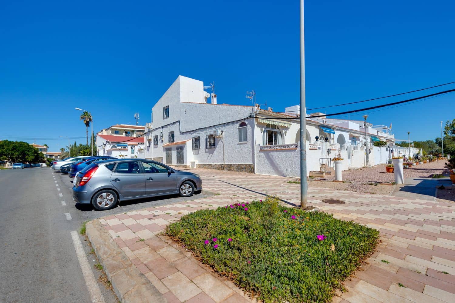 1 Zimmer Haus zu verkaufen in Torrevieja mit Garage - 86.000 € (Ref: 9714330)
