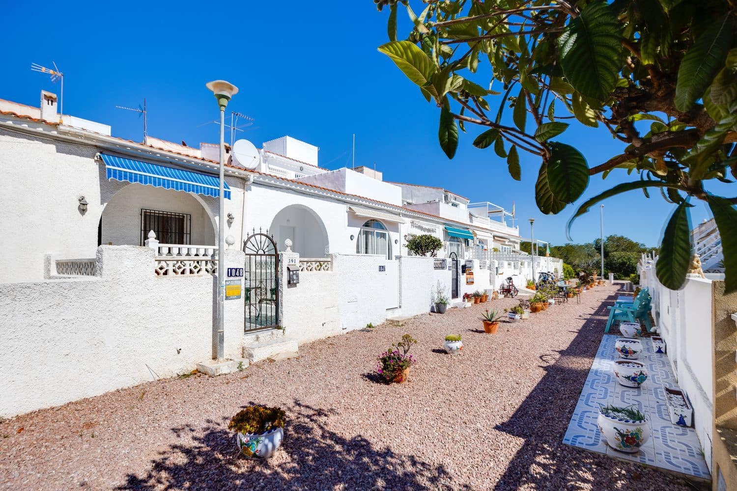 1 Zimmer Haus zu verkaufen in Torrevieja mit Garage - 86.000 € (Ref: 9714330)