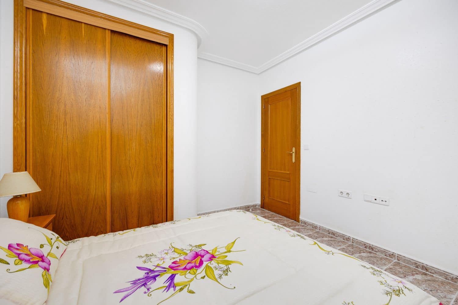 2 bedroom Apartment for sale in Torrevieja with garage - € 149,000 (Ref: 9719485)