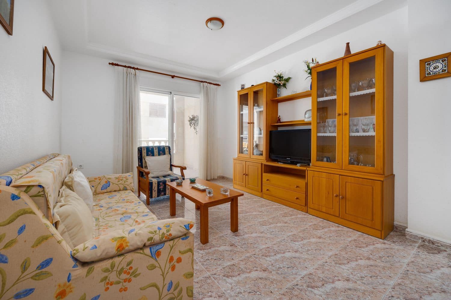 2 bedroom Apartment for sale in Torrevieja with garage - € 149,000 (Ref: 9719485)