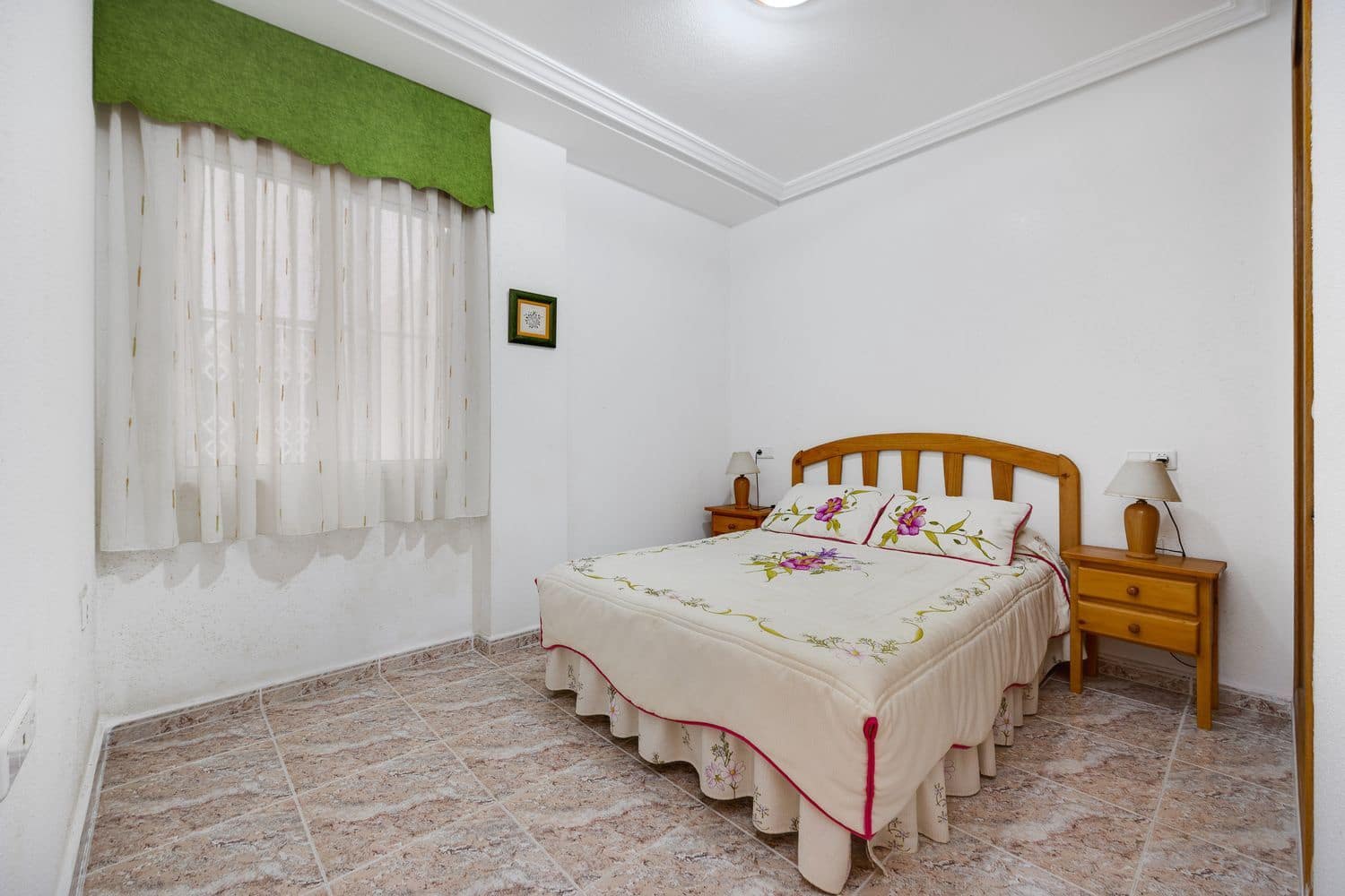 2 bedroom Apartment for sale in Torrevieja with garage - € 149,000 (Ref: 9719485)