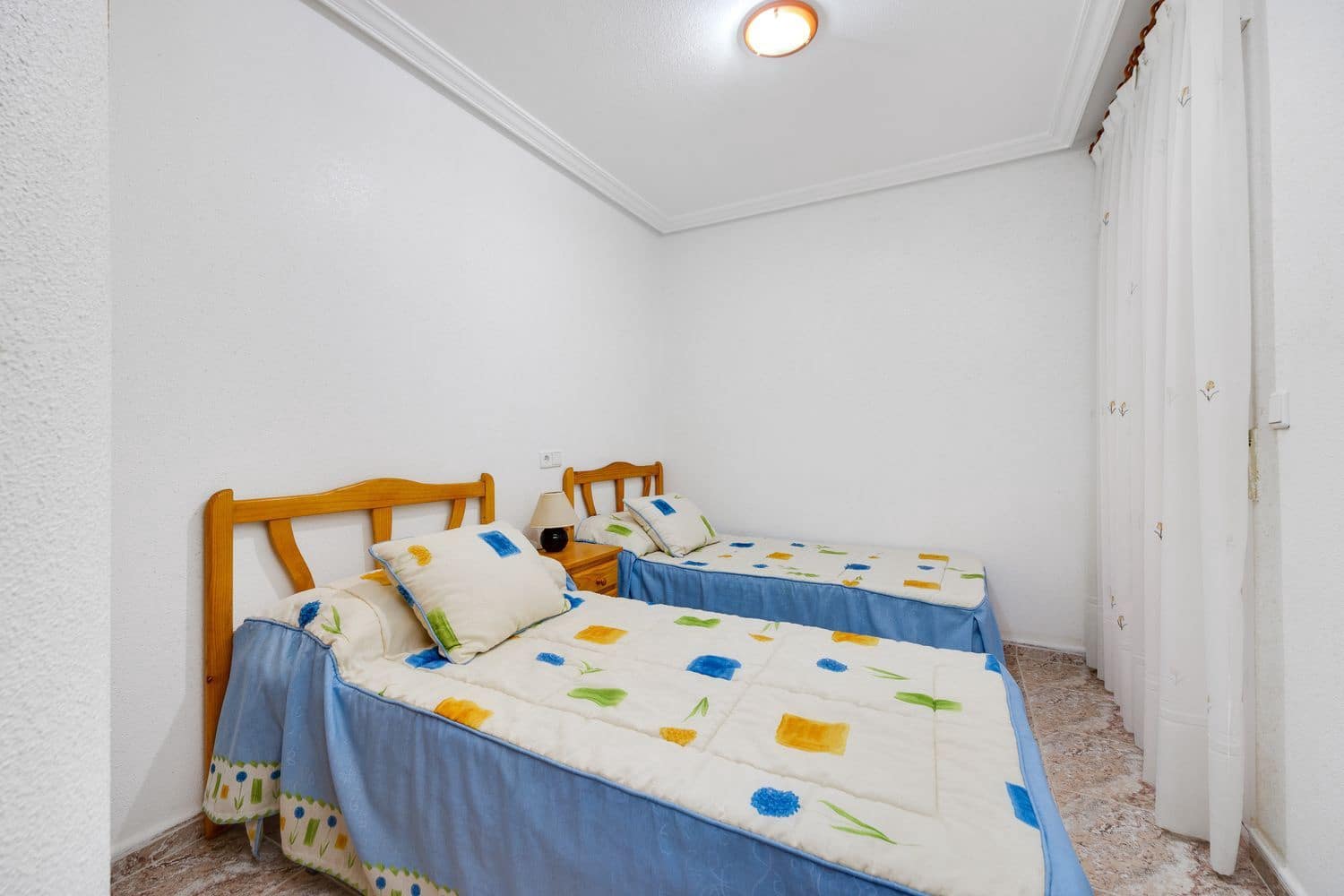 2 bedroom Apartment for sale in Torrevieja with garage - € 149,000 (Ref: 9719485)