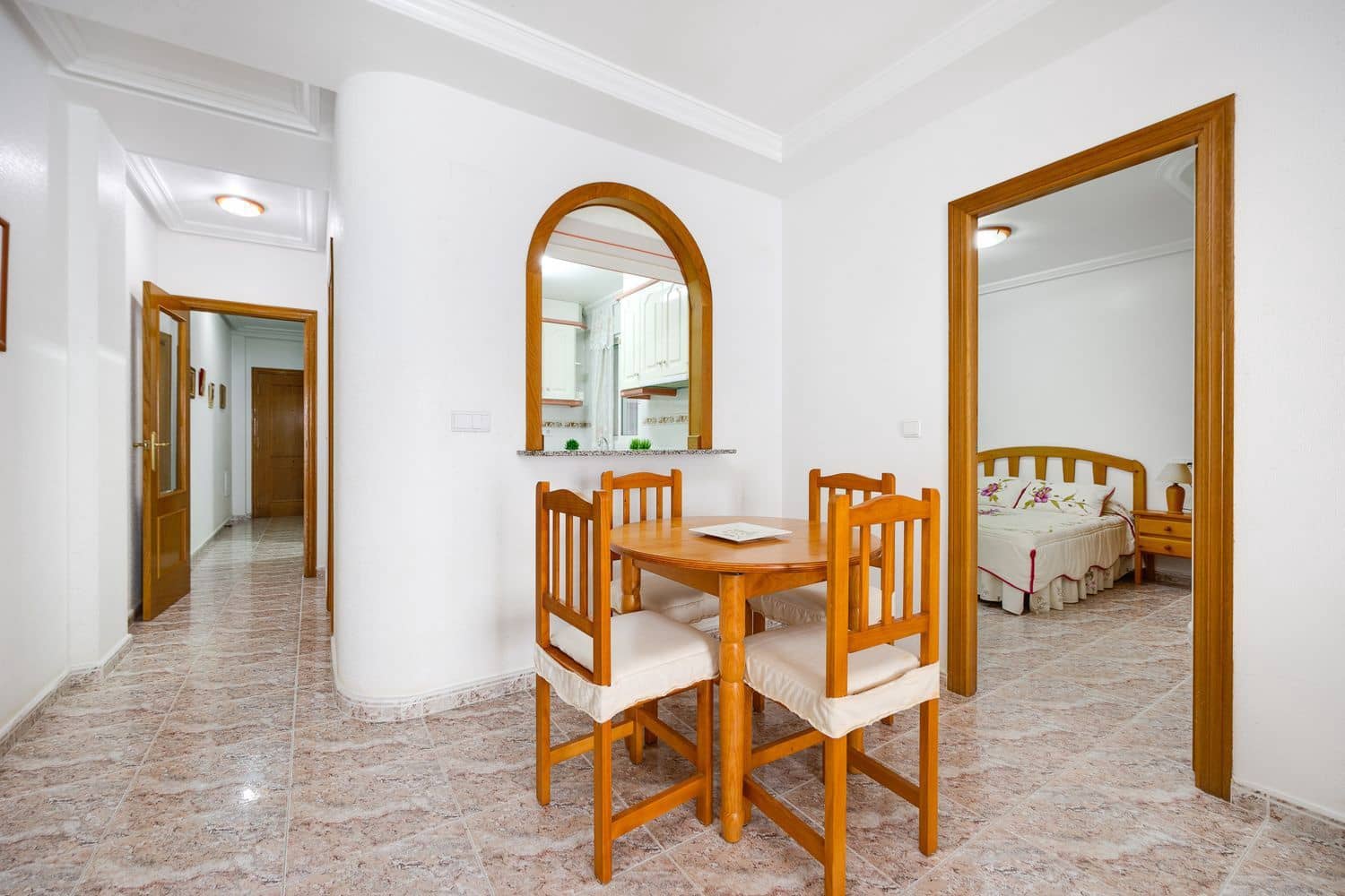 2 bedroom Apartment for sale in Torrevieja with garage - € 149,000 (Ref: 9719485)