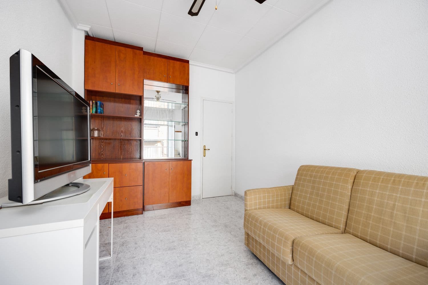 4 bedroom Apartment for sale in Torrevieja with garage - € 153,000 (Ref: 9731573)