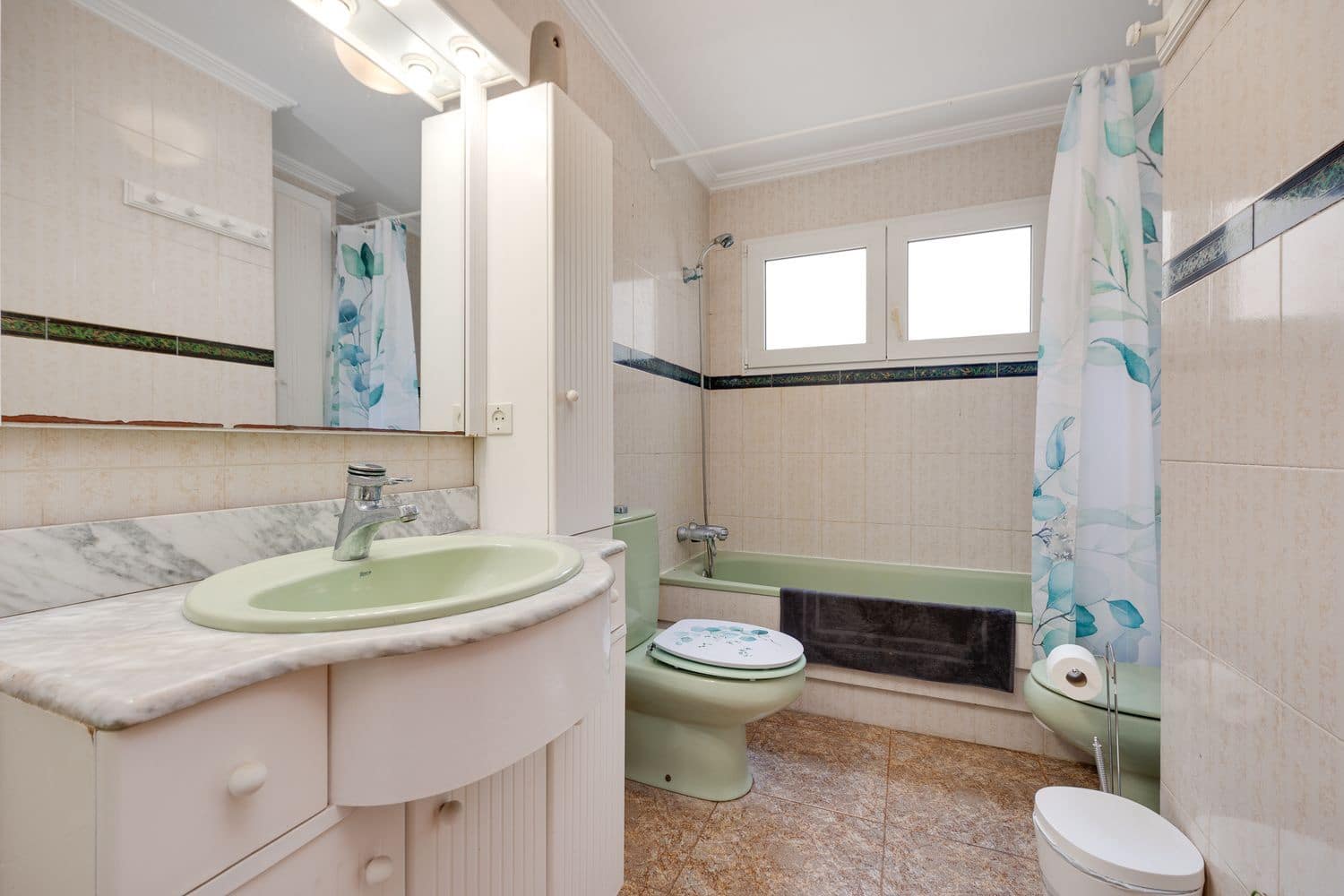 Apartamento de 3 habitaciones en Torrevieja en venta con garaje - 190.000 € (Ref: 9731574)