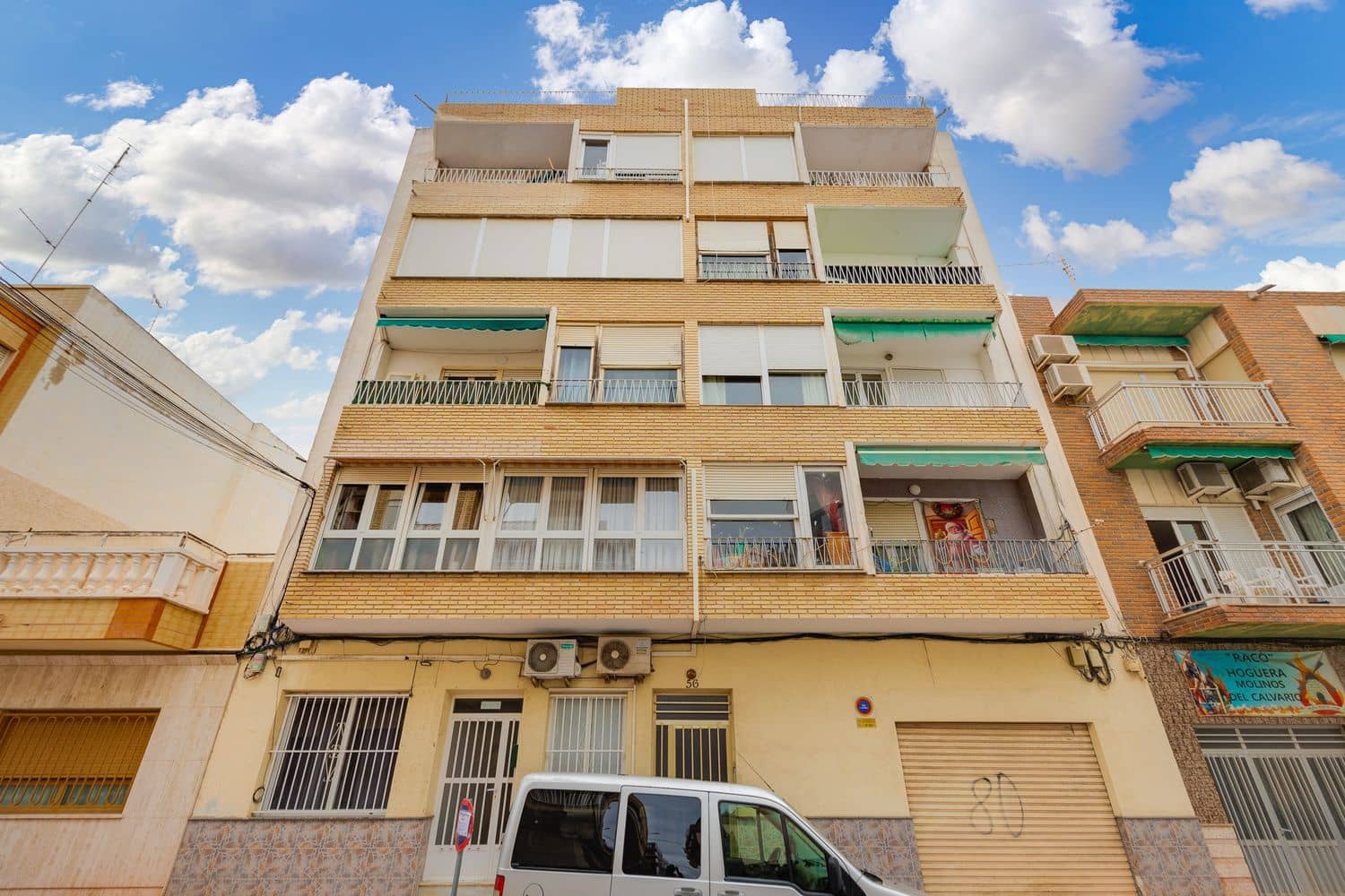 Apartamento de 3 habitaciones en Torrevieja en venta con garaje - 190.000 € (Ref: 9731574)