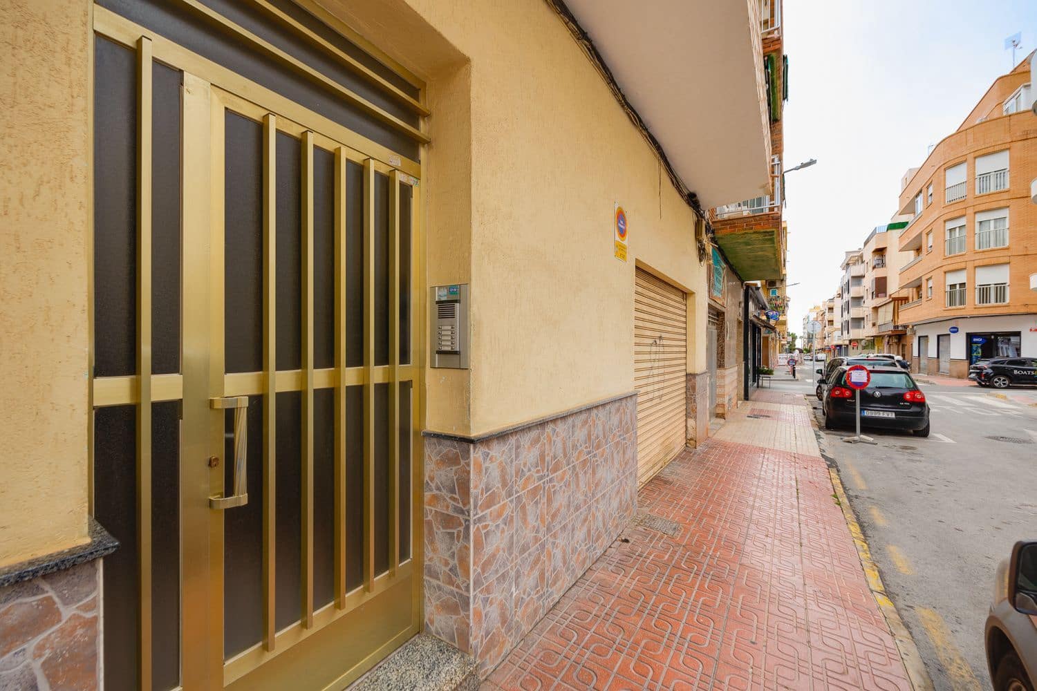 Apartamento de 3 habitaciones en Torrevieja en venta con garaje - 190.000 € (Ref: 9731574)