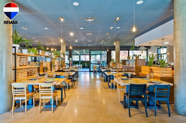 Kommersiell til salgs i Alicante Golf, Alicante by - € 2 985 000 (Ref: 9735022)