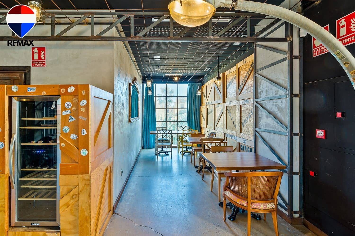 Kommersiell til salgs i Alicante by - € 2 985 000 (Ref: 9735022)