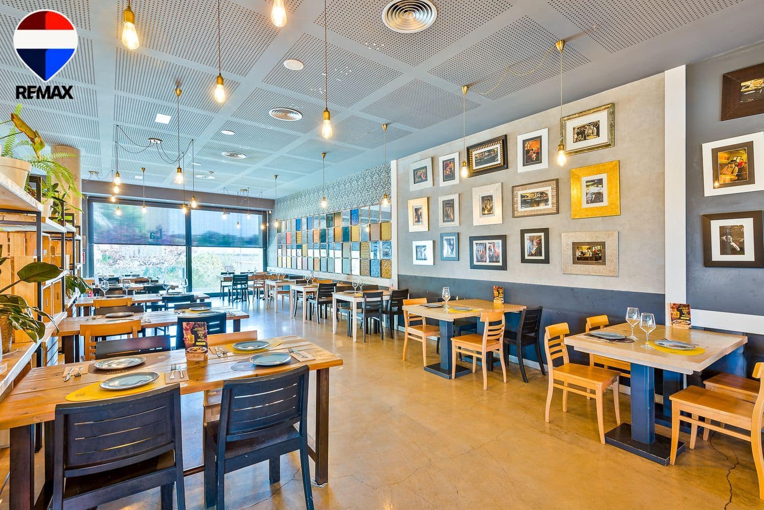 Kommersiell til salgs i Alicante by - € 2 985 000 (Ref: 9735022)