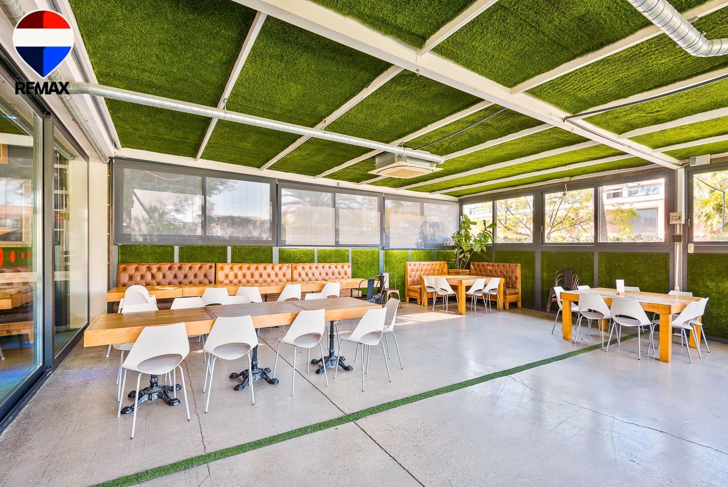 Kommersiell til salgs i Alicante by - € 2 985 000 (Ref: 9735022)