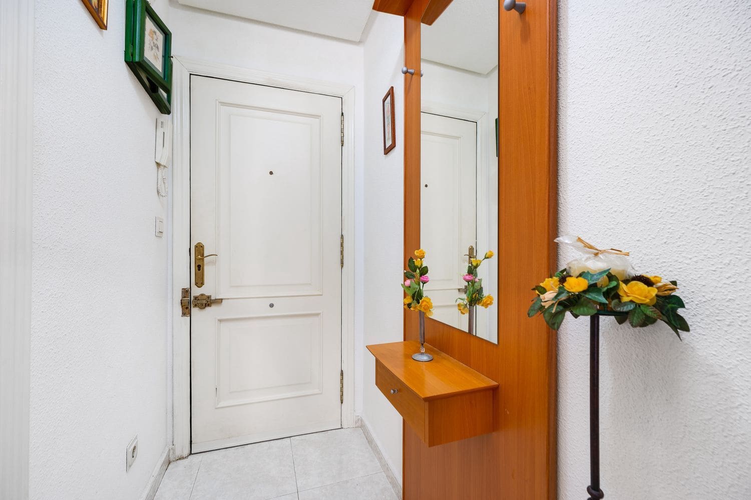 1 Zimmer Apartment zu verkaufen in Torrevieja mit Pool Garage - 122.000 € (Ref: 9735023)